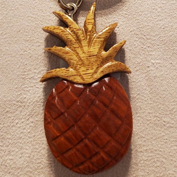 Pineapple Key Chain - Picture 2 of 2